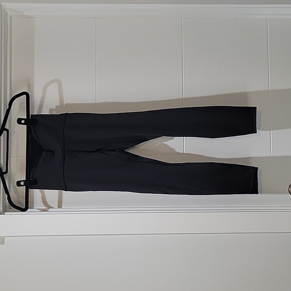 Training tight - Picture 1 of 5